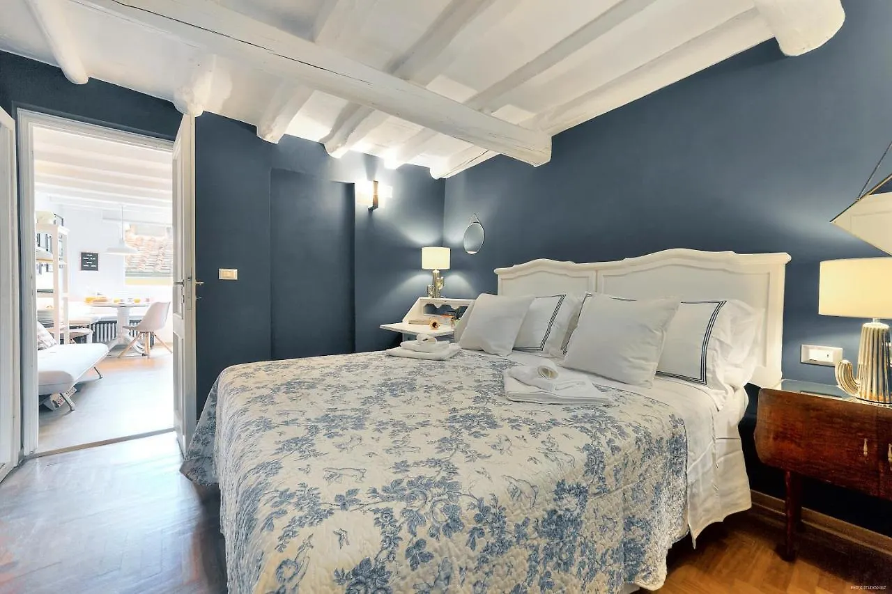 Santo Spirito Romantic By Mmega Florence Apartment
