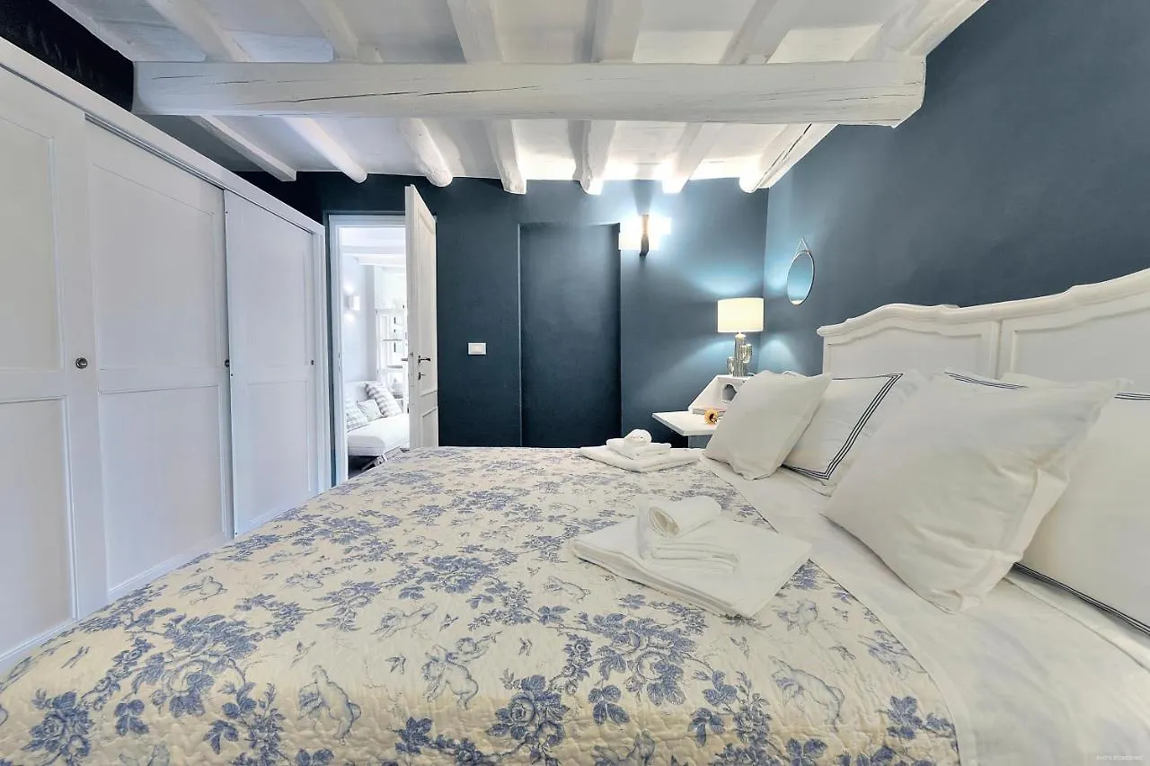Apartment Santo Spirito Romantic By Mmega Florence
