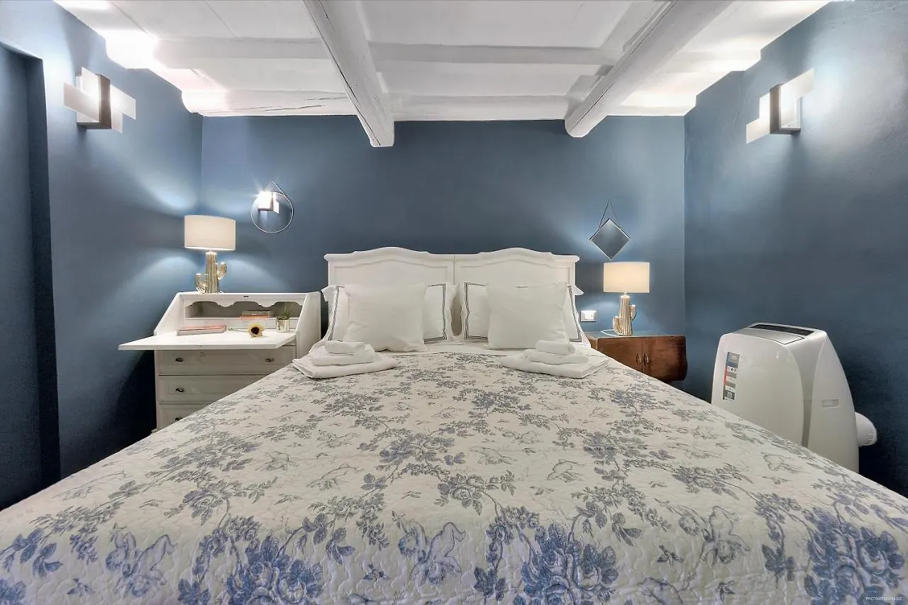 Apartment Santo Spirito Romantic By Mmega Florence